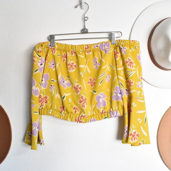 BCBG Floral Bell Sleeve Off-the-shoulder Crop Top - Picture 2 of 6